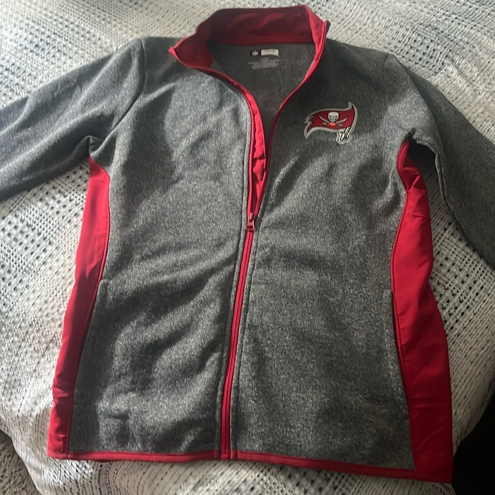 Women’s Large Tampa Bay Buccaneers Long Sleeve Jacket Red and Gray with Zipper